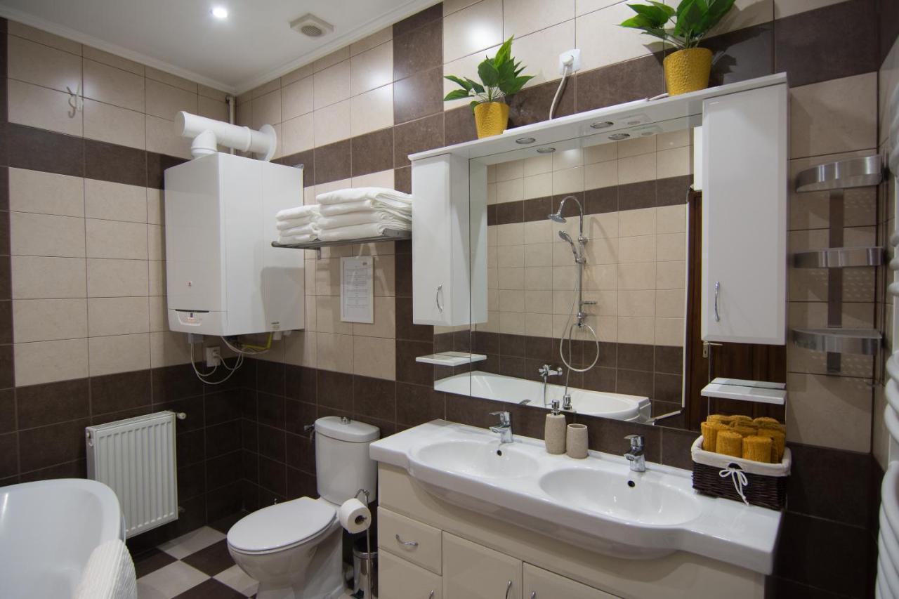 Cork Apartman Eger Kültér fotó